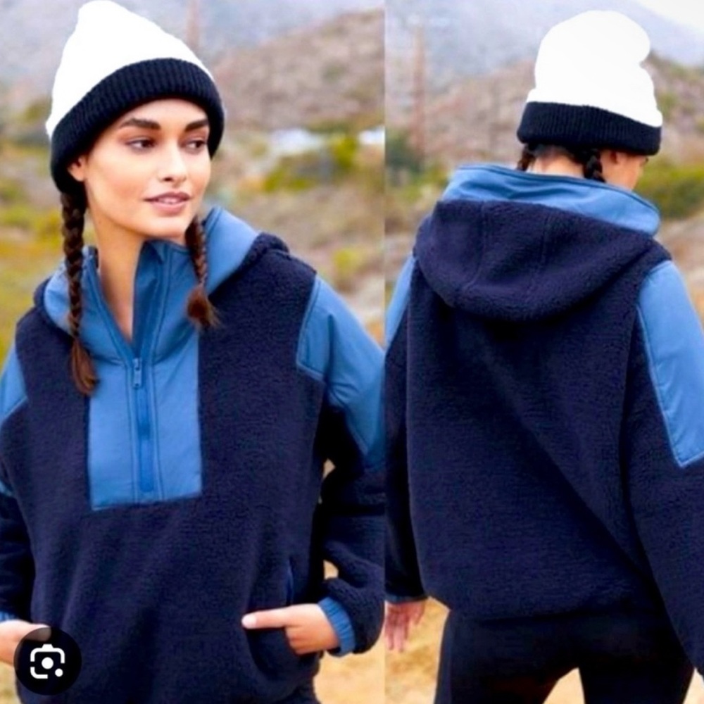 NWT Free People Movement Lead the Pack pullover fleece size M